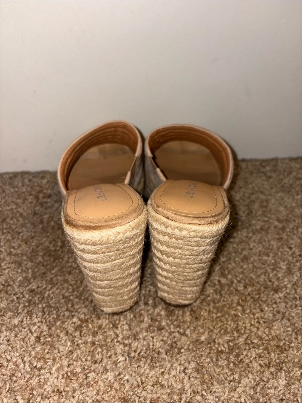 Lisa Vicky comfortable tan